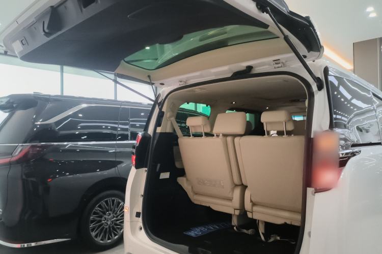 Used Toyota Vellfire 2023 Crown Dual-Engine 2.5L HV Ultimate Edition