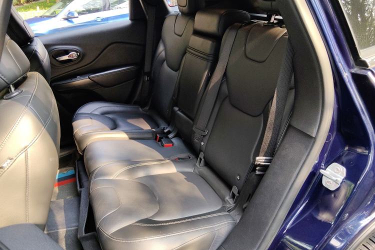 Used Jeep Cherokee 2016 2.0L Superior Edition Left Rear Seat