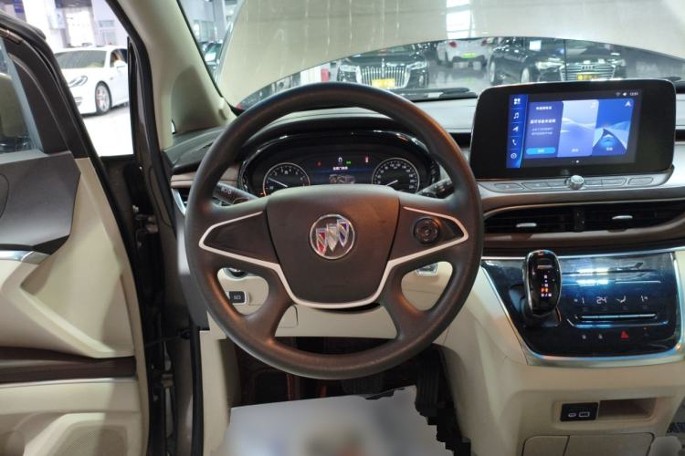 Used Buick GL8 2023 Land Executive Class Comfort Model
