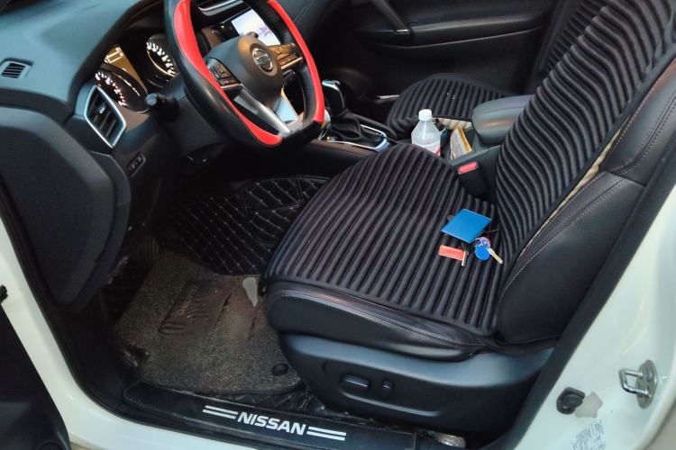 Used Nissan Qashqai 2021 2.0L CVT Luxury Edition Left Front Seat