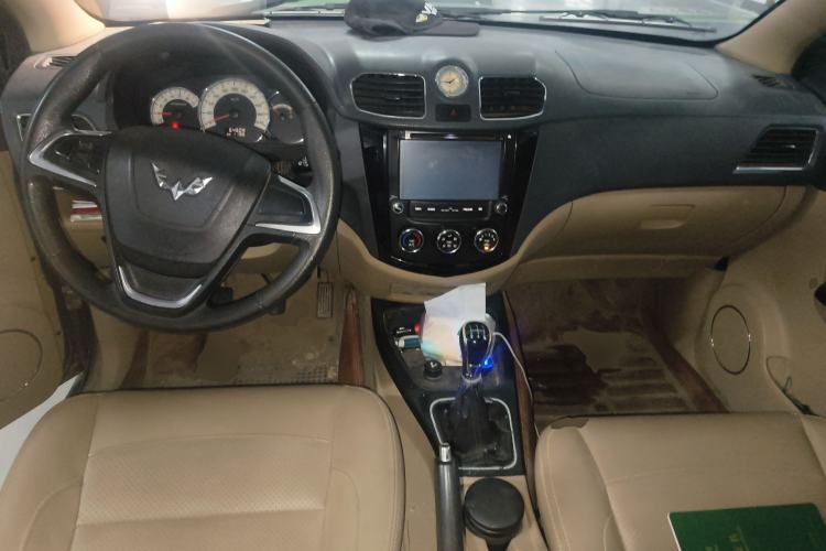 Used Wuling Hongguang 2014 1.5L S Luxury Model