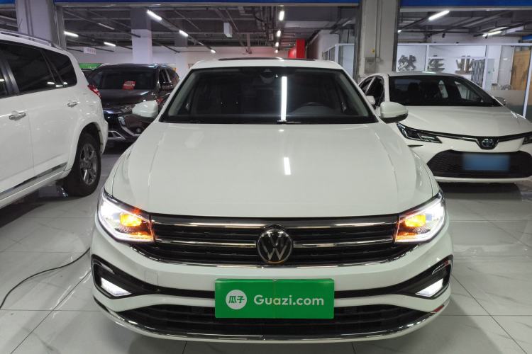 Used Volkswagen Bora 2023 300TSI DSG Prestige Edition
