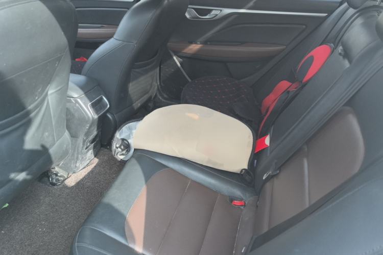 Used Geely Auto Vision 2018 1.5L Automatic Happiness Edition Left Rear Seat