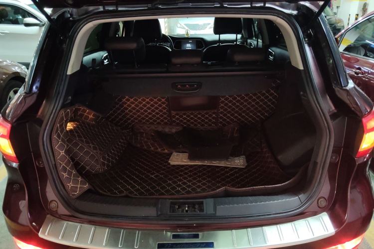 Used GAC Trumpchi GS4 2017 235T G-DCT Two-Wheel Drive Luxury Edition Trunk