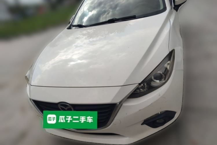 Used Mazda Mazda 3 Axela 2014 Sedan 1.5L Automatic Luxury Model
