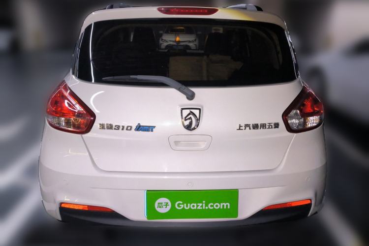 Used Baojun 310 2017 1.5L Automatic Fashion Model
