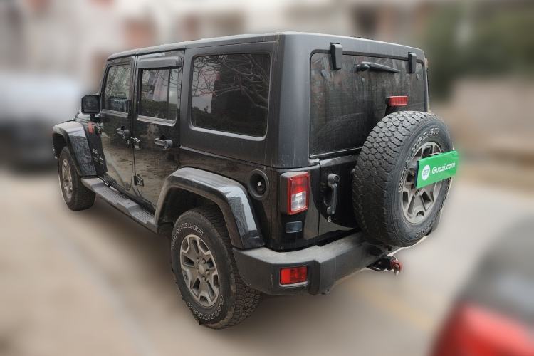 Used Jeep Wrangler 2013 3.6L Sahara Four-Door Edition
