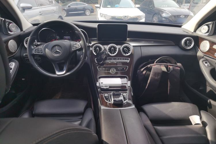 Used Mercedes-Benz C-Class 2017 Facelift C 200 L
