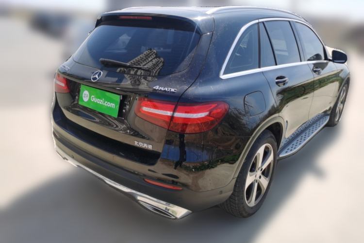 Used Mercedes-Benz GLC 2016 GLC 260 4MATIC Luxury Model Rear Right 45 Deg