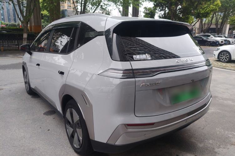 Used AION Y 2023 Plus 510 Enjoy Edition Rear Left 45 Deg