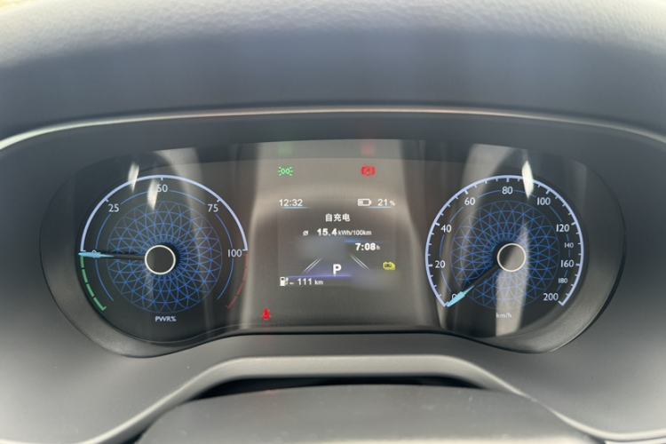 Used Hongqi E-QM5 2022 431 km Charge & Enjoy Edition