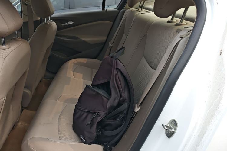 Used Chevrolet Cruze 2015 1.5L Manual Fashion Edition
