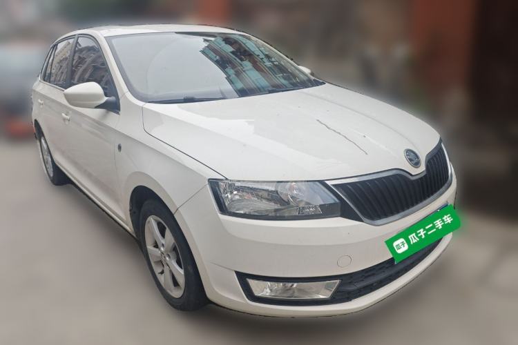 Used Skoda Rapid Spaceback 2016 1.6L Automatic Chuanxing Edition
