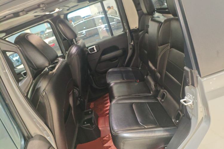 Used Jeep Gladiator 2022 3.6L Pioneer Edition
