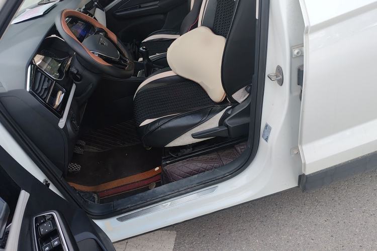 Used Jetta VS5 2023 280TSI Manual Entry-Level Model
