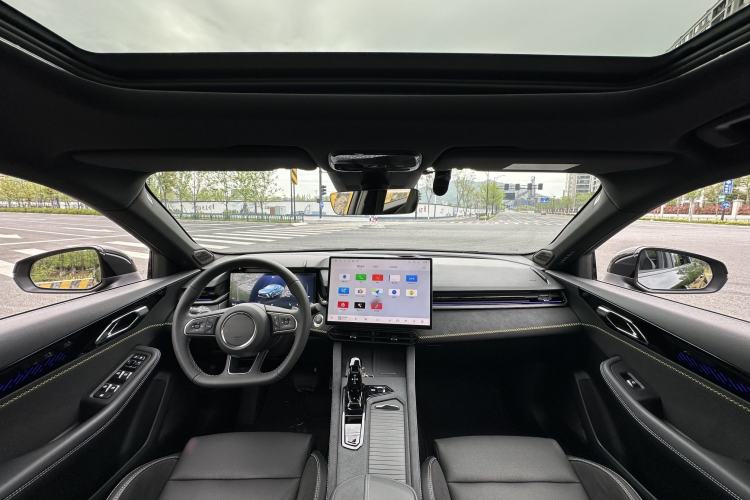 Used Lynk & Co 03 2025 2.0TD DCT Champion Edition Pro Interior 2