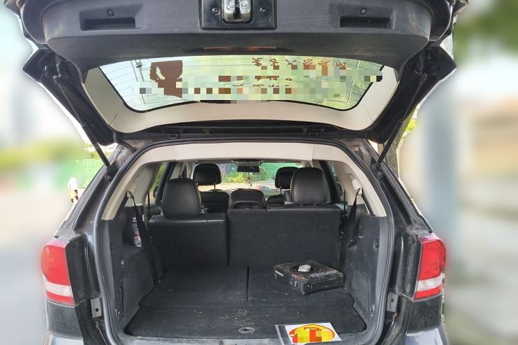 Used Dodge Journey 2013 2.4L Two-Wheel Drive Luxury Version
