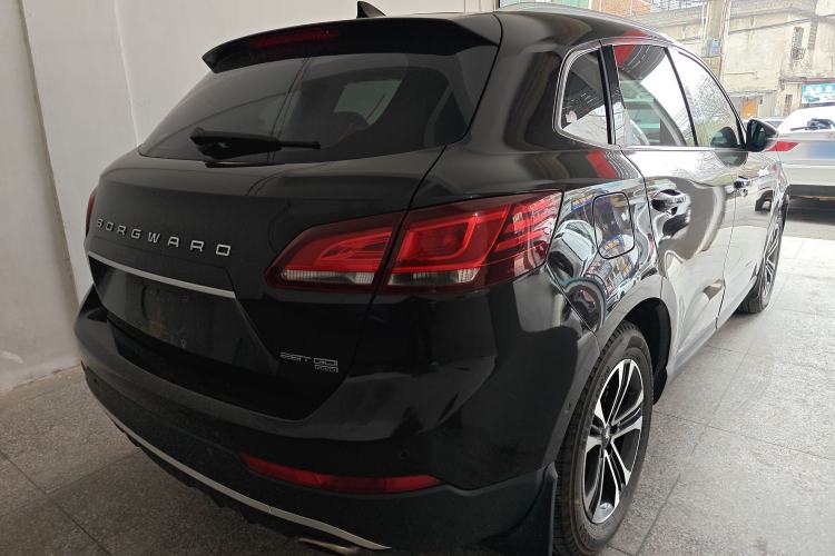 Used BORGWARD BX7 2016 28T Four-wheel Drive Luxury Edition 5 Seats
