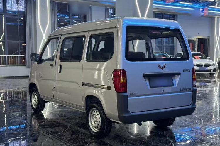Used Wuling Zhiguang 2023 1.5L Practical Version 5/7 Seats