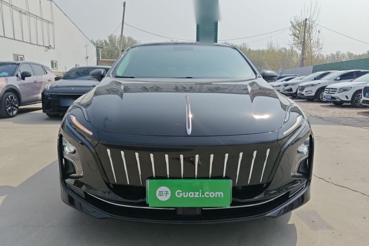 Used Hongqi E-QM5 2022 431 km Charge & Enjoy Edition Front