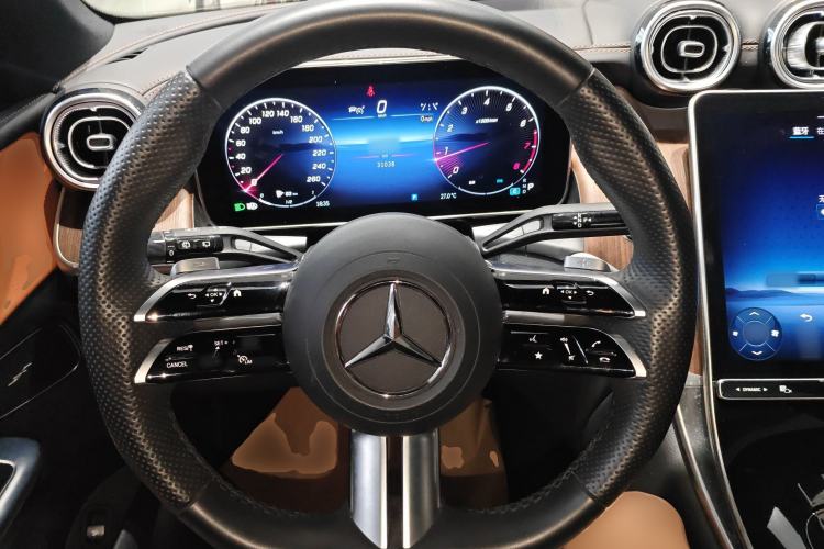 Used Mercedes-Benz GLC 2023 GLC 300 L 4MATIC Dynamic 7-Seater
