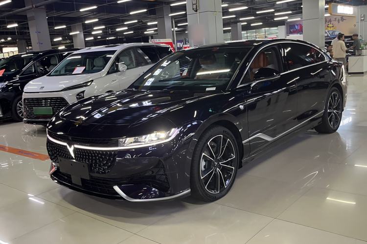 Used VOYAH PASSION 2024 PHEV Four-Wheel Drive Ultra-Long Range Flagship Model