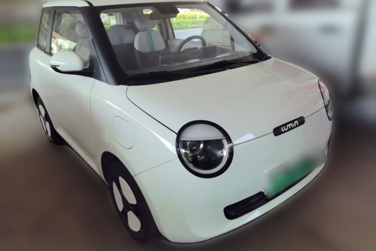 Used CHANGAN NEVO Lumin 2025 205 km Xiangqin Version Front Right 45 Deg