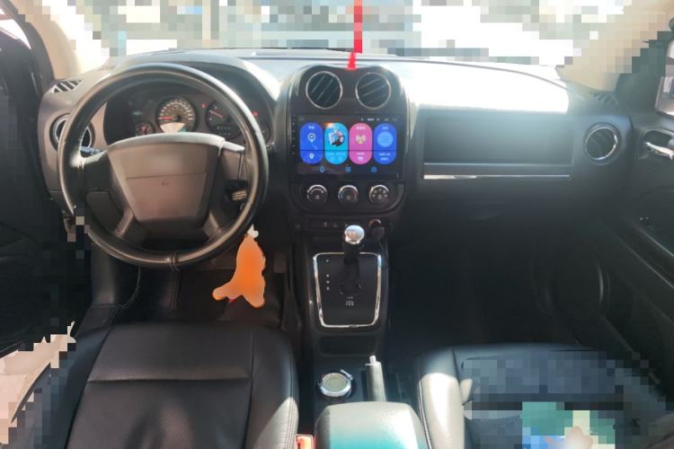 Used Jeep Compass 2010 2.4L four-wheel drive sport version