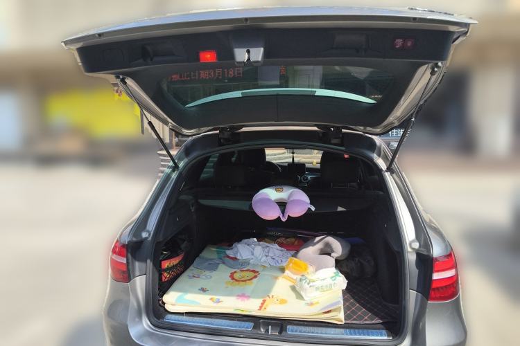 Used Mercedes-Benz GLC 2019 Facelift GLC 260 L 4MATIC Luxury Model
