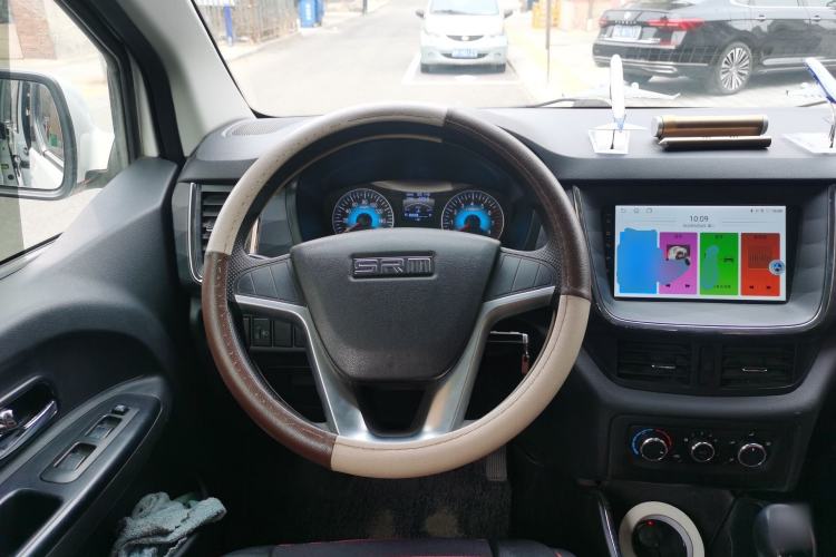 Used Jinbei Gold Hiace 2024 1.5L Passenger Vehicle Engineering Lion 9 Seats