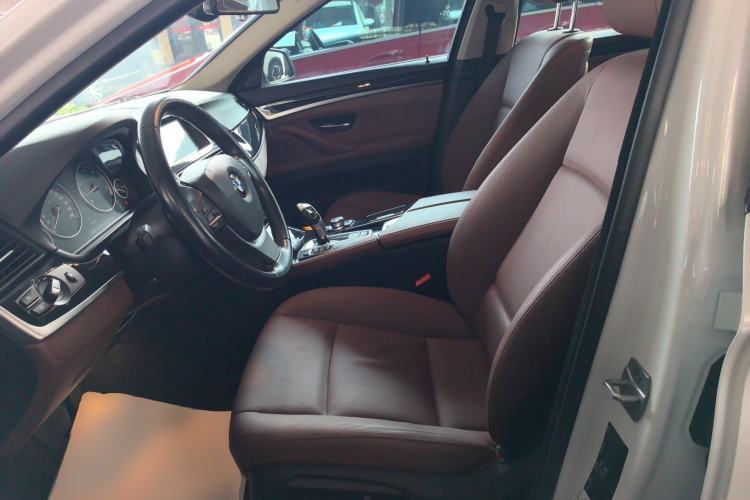 Used BMW 5 Series 2017 520Li Elegant Edition
