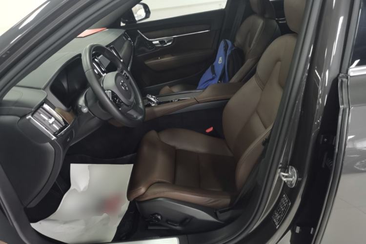 Used Volvo S90 2023 B5 Zhiyuan Luxury Edition
