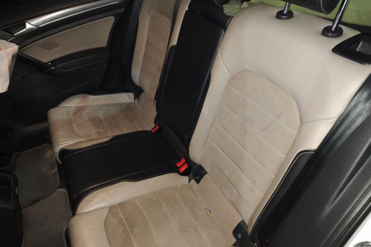 Used Volkswagen Golf 2017 230TSI Automatic Luxury Million-Vehicle Commemorative Edition
