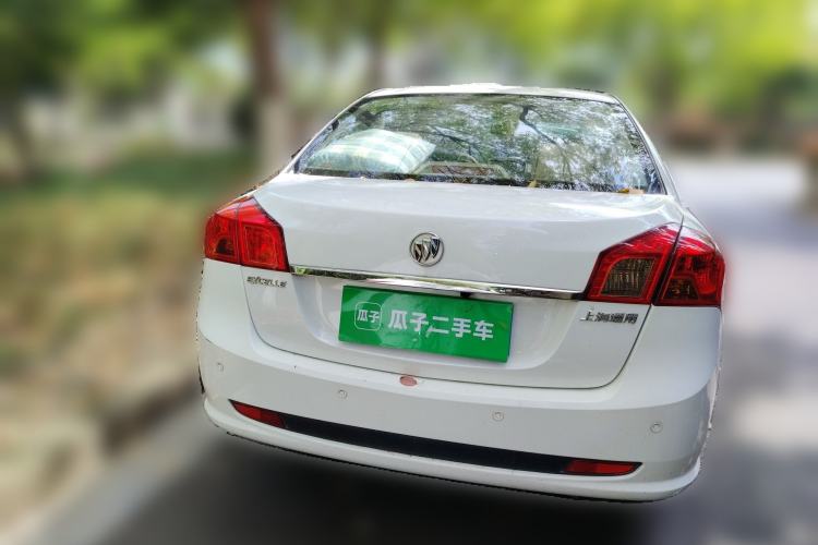 Used Buick Excelle 2015 1.5L Automatic Classic Model
