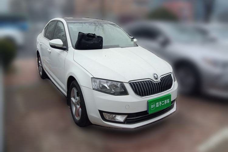 Used Skoda Octavia 2015 1.6L Automatic Yijun Edition
