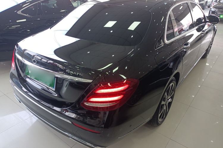 Used Mercedes-Benz E-Class 2019 E 260 L
