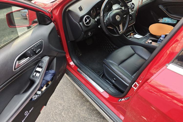 Used Mercedes-Benz GLA 2015 GLA 200 Fashion Model Driver Seat