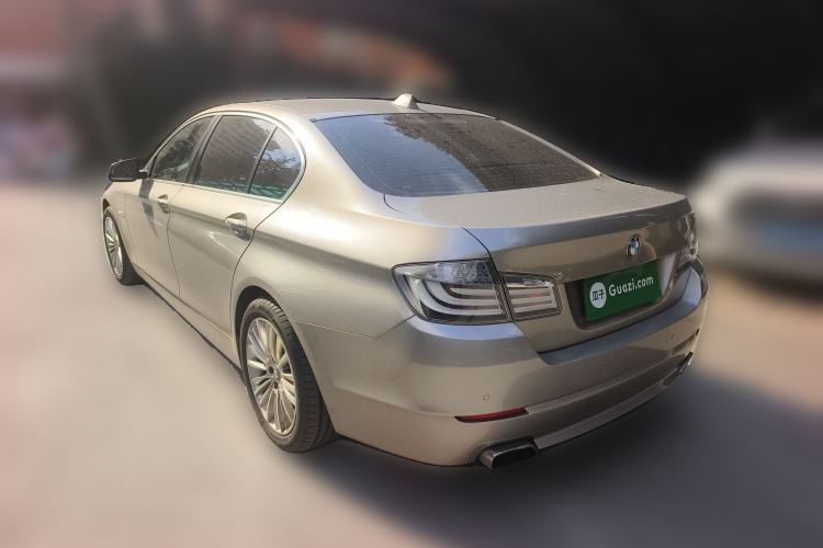 Used BMW 5 Series 2013 525Li Luxury Model
