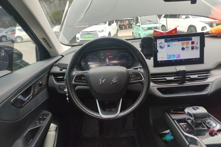 Used Hongqi E-QM5 2023 Base Travel Edition
