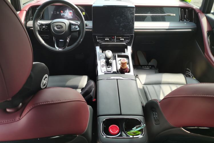 Used GAC Trumpchi M8 2023 Zongshi Series 400T Ultimate Edition Center Console