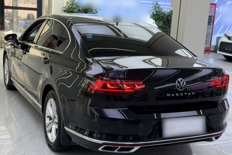 Used Volkswagen Magotan 2023 2 Million Units Limited-Edition 280TSI DSG Comfort Version Exterior 3