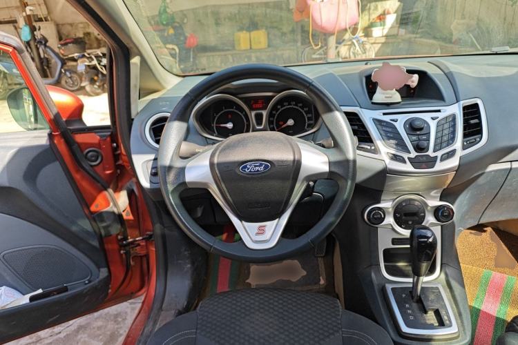 Used Ford Fiesta 2010 Hatchback 1.5L Automatic Limited Edition "Guangmang"