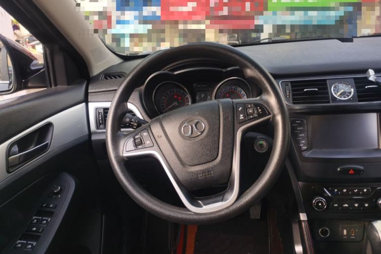 Used BAIC Senova X55 2016 1.5T CVT Comfort Version Steering Wheel