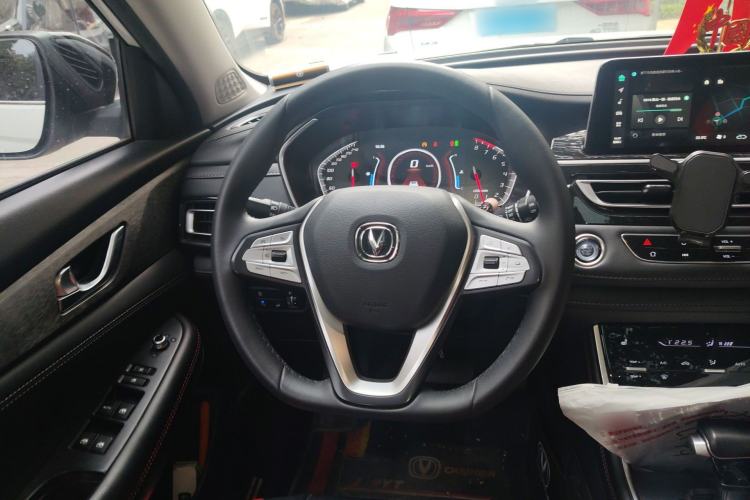 Used CHANGAN CS75 2022 Blue Whale Edition 1.5T DCT Prestige Model Steering Wheel