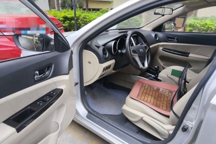 Used Changan Eado 2014 1.6L Manual Luxury Model