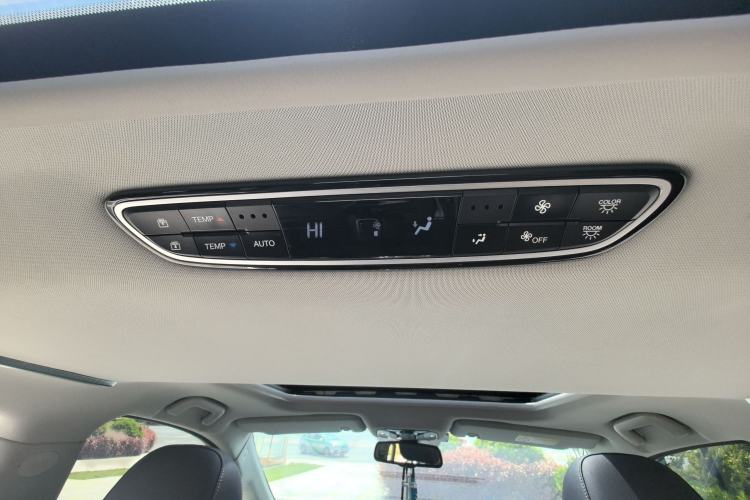 Used GAC Trumpchi M8 2021 Master Series 390T Ultimate Edition Interior 2