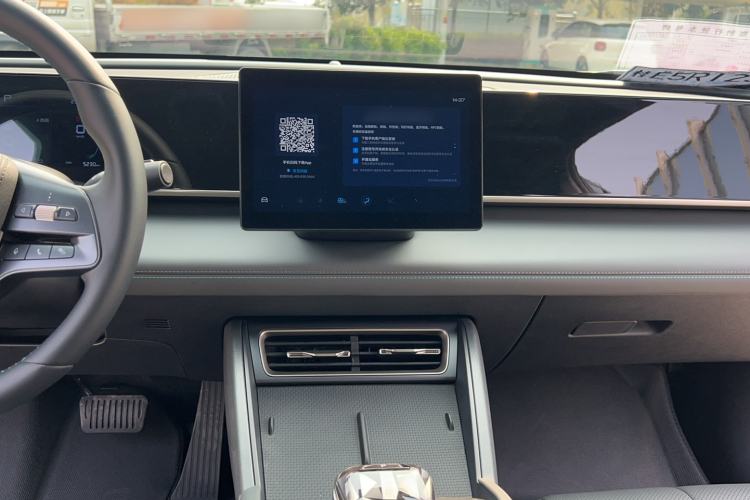 Used BYD Qin L 2024 DM-i 80KM Leading Model
