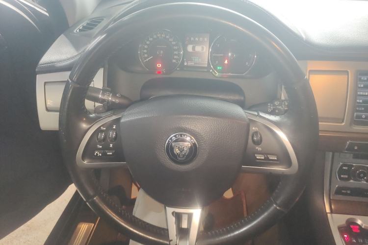 Used Jaguar XF 2014 XF 2.0T Prestige Edition
