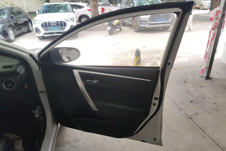 Used Toyota Levin 2017 Revised Version 185T CVT Elite Edition China VI Standard