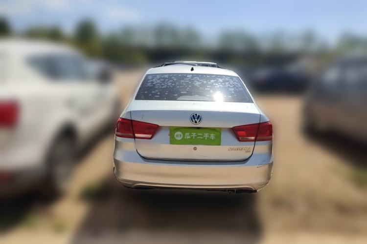 Used Volkswagen Santana 2015 1.6L Manual Fashion Edition Rear